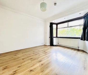 The Vale, Cricklewood, London, NW11 - Photo 3