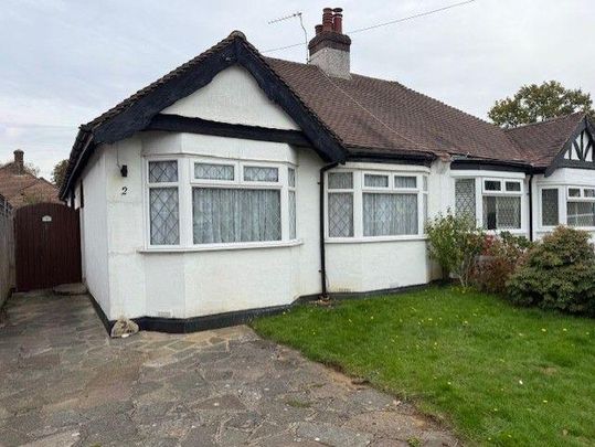 2 bedroom semi-detached bungalow to rent - Photo 1