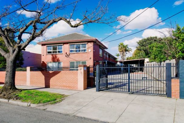8/56 Grange Road,Carnegie,Victoria 3163, Melbourne - Photo 1