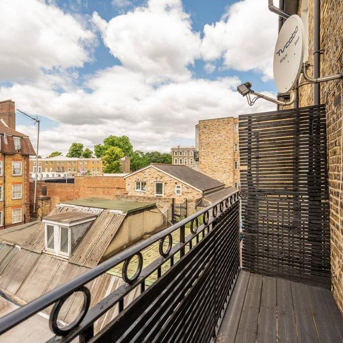 4 bedroom semi-detached house to rent - Photo 1