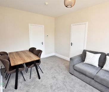 Apt 3, 244 Upper Newtownards Road, Belfast, BT4 3EU - Photo 1