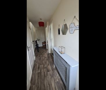 Room in a Shared House, Falconwood Way, M11 - Photo 1