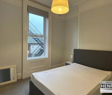 2 Baltic Villas, 25 Glandore Avenue, Belfast, BT15 3FB - Photo 2