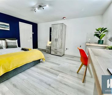 1 bedroom in a house share to rent - Photo 1