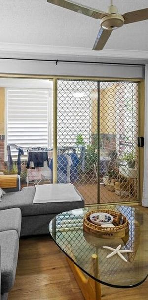 A Quiet Sanctuary Away from The Bustle of The Inner-City - Photo 1