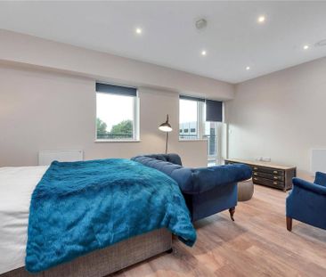 Studio to rent - Photo 2