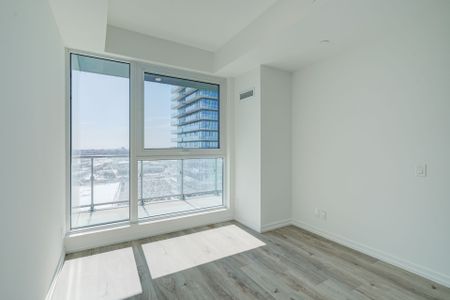 For Lease - 1000 Portage Parkway Unit# 2107, Vaughan, Ontario - Photo 2
