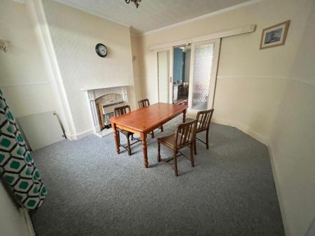 2 bedroom private hall to rent - Photo 3