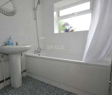 Blenheim Gardens, Reading, Berkshire, RG1 - Photo 5