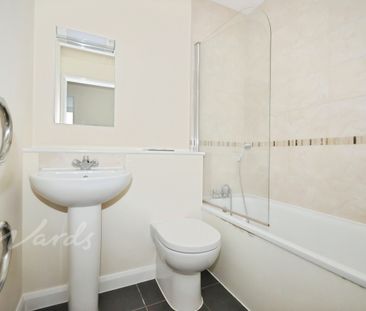 2 bedroom flat to rent - Photo 6