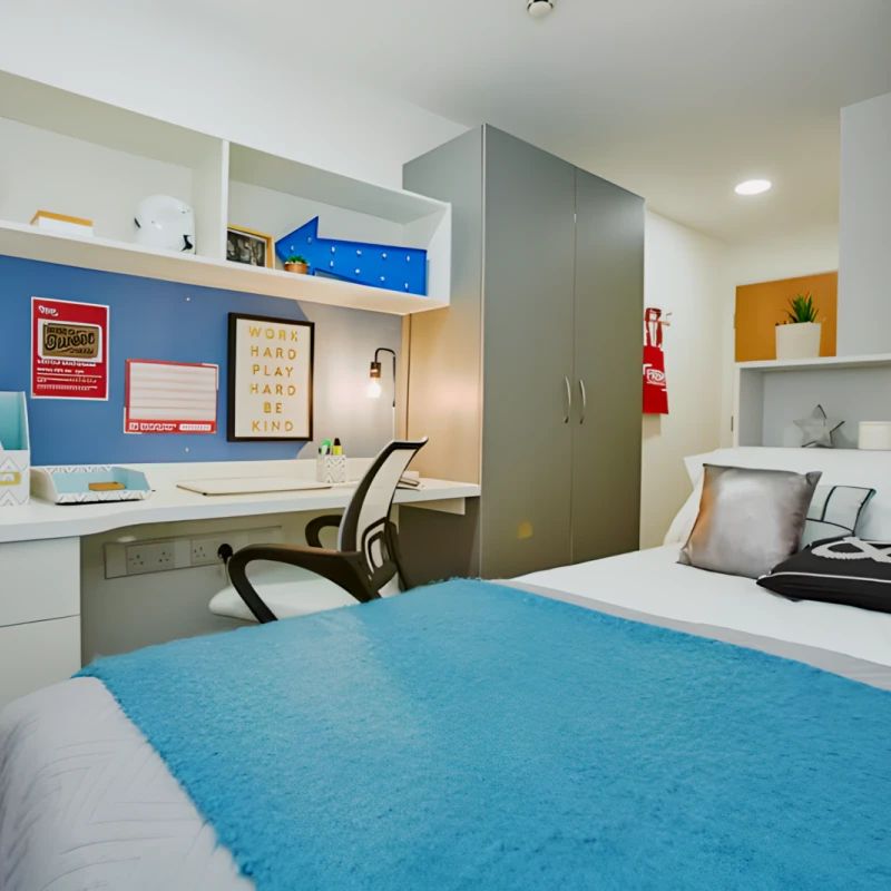 En-suite gold - Photo 1