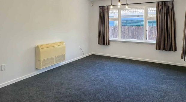 Renovated Three Bedroom Home With Spacious Grounds - Photo 1