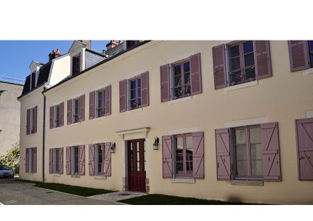Location appartement 3 pièces, 75.00m², Romorantin-Lanthenay - Photo 4
