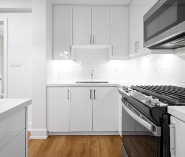 For Lease - 2461 Queen Street Unit# 7A, Toronto, Ontario - Photo 3