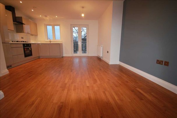 Kingsbury Road, London - Photo 1