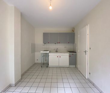 Location Appartement 2 pièces 45m² BESANCON 25000 - Photo 4