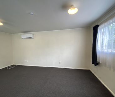 Modern Studio Apartment in Great Flaxmere Location - Photo 1