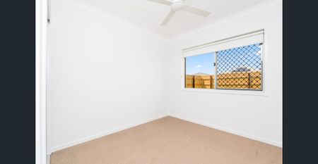 PERFECT FOUR BEDROOM FAMILY HOME - $665 Per Week Increasing to $715 On 17/11/2026 - Photo 5