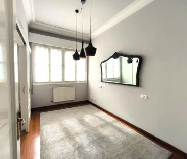 Piso en alquiler en Calle del Rosal - Photo 1