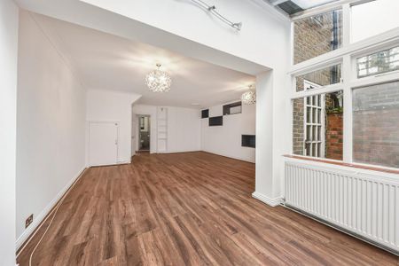 5 bedroom terraced house to rent - Photo 4