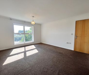 Douglas Road, Staines - 2 bedrooms Property for lettings - Seymours - Photo 6