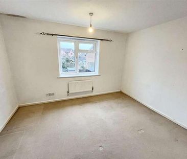 Camelot Way, Gillingham, SP8 - Photo 2