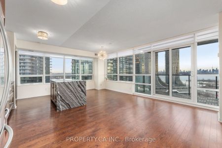 2230 Lake Shore Boulevard W #2206 - Photo 2