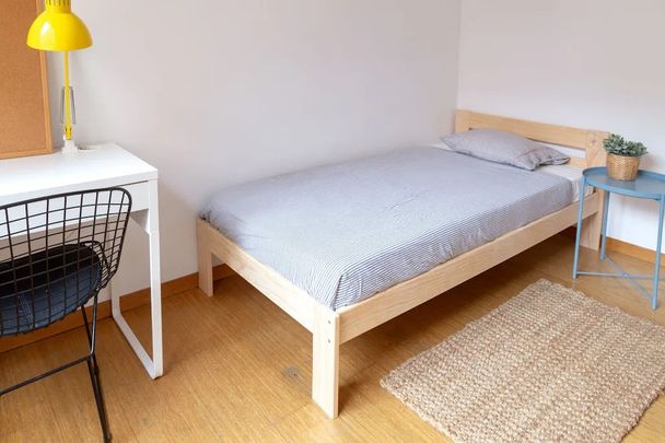 Carrer de Tavern, Barcelona, Catalonia 08006 - Photo 1