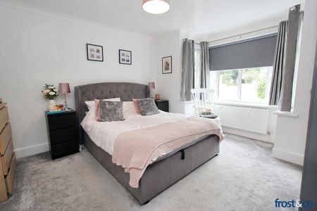 3 bedroom detached bungalow to rent - Photo 5