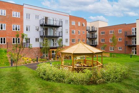 1 bedroom retirement property to rent - Photo 2