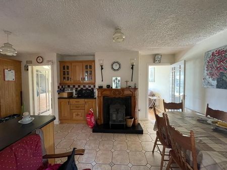 10 Lake View, Loughglynn, County Roscommon, F45 W928, Castlerea - Photo 2