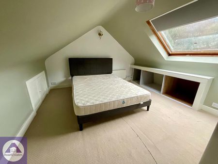 3 bedroom terraced house to rent - Photo 4