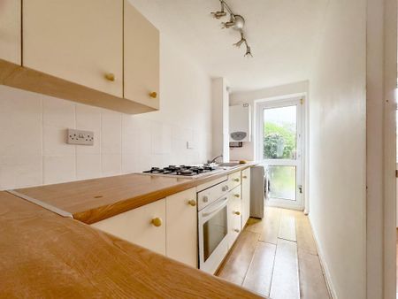 1 bedroom apartment to rent - Photo 2