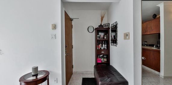 4 1/2 à louer - Photo 2