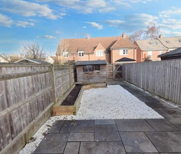 2 bedroom terraced house to rent - Photo 4