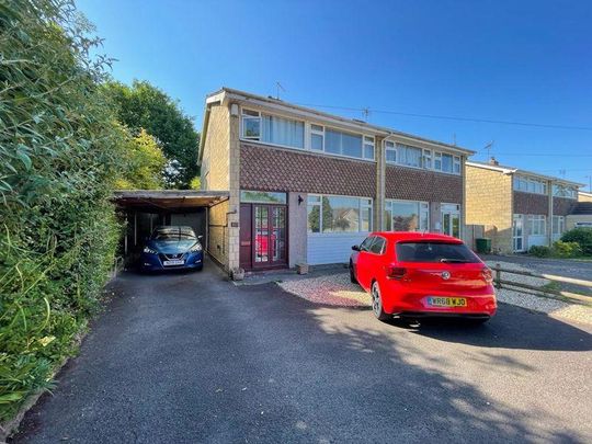 1 bedroom in a house share to rent - Photo 1
