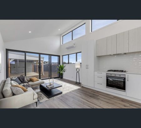 20 Henty Lane, Huntly, Vic 3551 - Photo 2