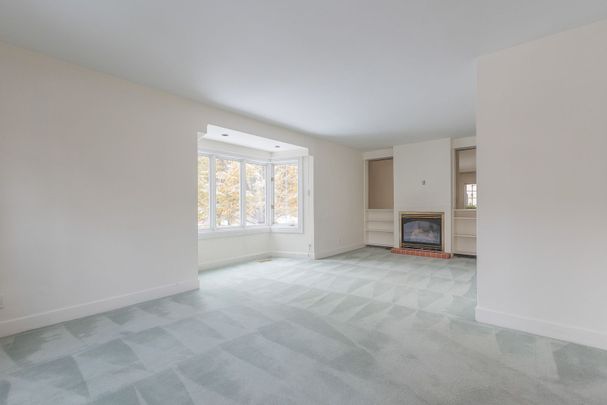 For Lease - 24 Douglas Crescent, Toronto, Ontario - Photo 1