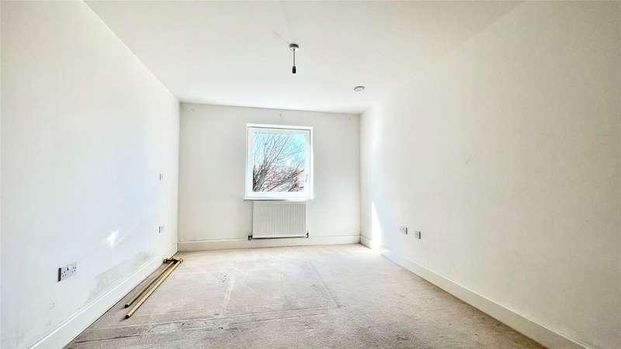 Friary Court, Tudor Road, Reading, Berkshire, RG1 - Photo 1