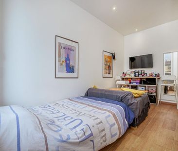 Location Appartement 1 pièce 17m² MARSEILLE 1er - Photo 1