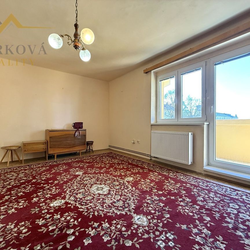 Pronájem bytu 3+1 83 m² - Fotografie 1