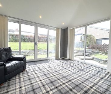 Camborne Way - Photo 2