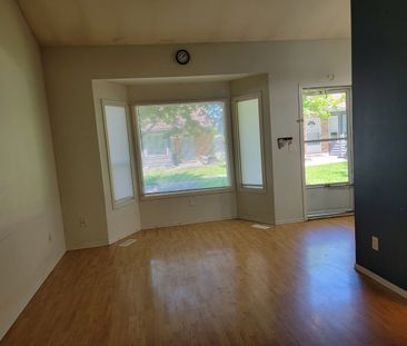 Loft Bedroom townhouse for rent - Photo 1