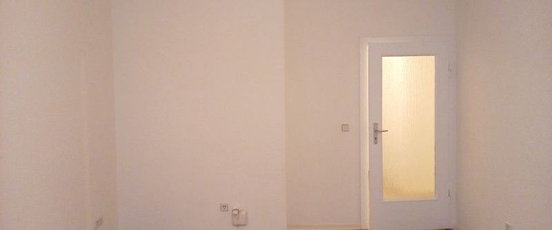 Striesen: Große 2-Zimmerwohnung mit Wannenbad- ab sofort beziehbar! - Foto 1