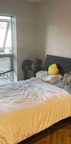 Colville Road, High Wycombe, HP11 - Photo 1