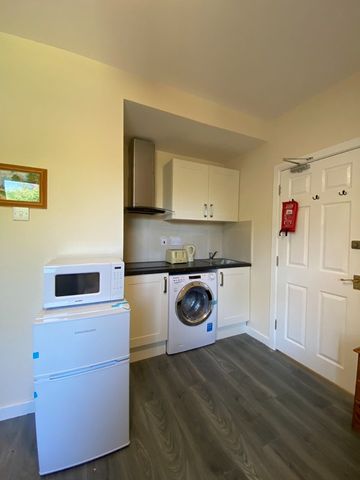 Room in a Shared House, Southampton, SO17 - Photo 3