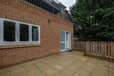 2 bedroom apartment to rent - Photo 2