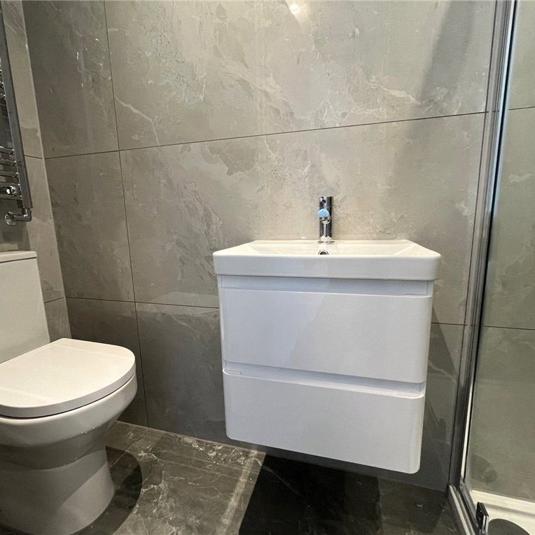 Percy Road, London, W12 9QB - Photo 1