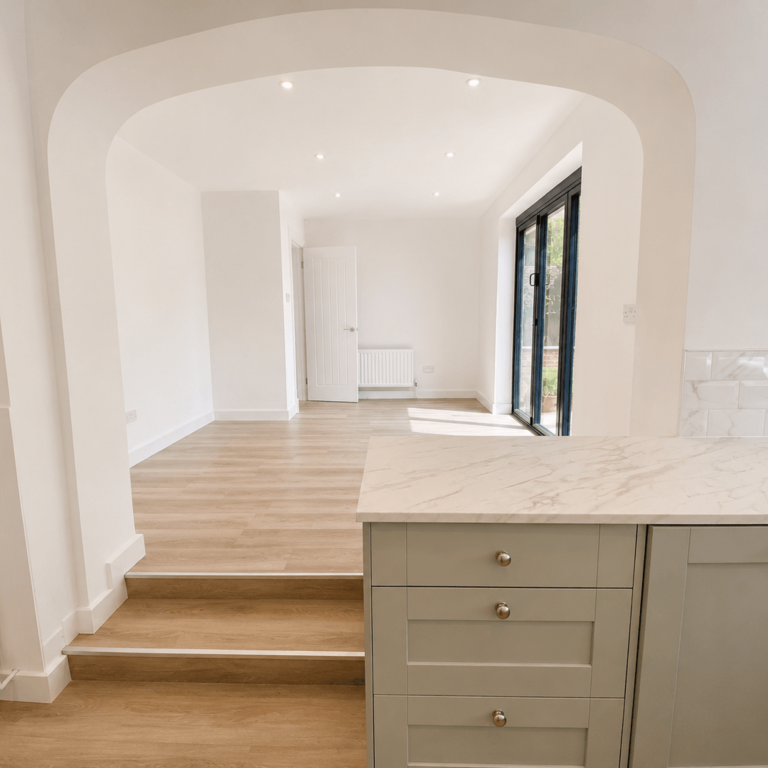 2 bedroom bungalow to rent - Photo 1