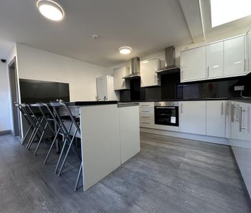 House share to rent - Photo 3
